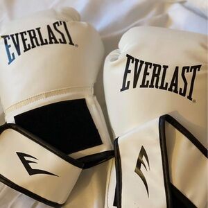 Everlast White and Black Boxing Gloves